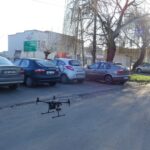 11.12.2019. Opatów. Policja patroluje skrzyżowania i przejścia dla pieszych za pomocą drona / Emilia Sitarska / Radio Kielce