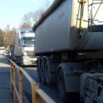 11.12.2019. Opatów. Policja patroluje skrzyżowania i przejścia dla pieszych za pomocą drona / Emilia Sitarska / Radio Kielce