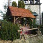 21.12.2019. Opatów. Szopka przed kościołem ojców bernardynów / Emilia Sitarska / Radio Kielce