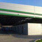 12.12.2019. Ostrowiec Św. Nowa wiata handlowa na targowisku miejskim / Emilia Sitarska / Radio Kielce