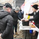 22.12.2019. Kielce. Wigilia dla potrzebujących na Rynku w Kielcach / Wiktor Taszłow / Radio Kielce