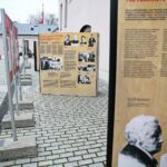 Kielce. 02.12.2019. Przygotowania do wystawy "Podwójnie Wolne. Prawa polityczne kobiet 1918" / Wiktor Taszłow / Radio Kielce