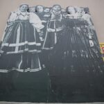 Kielce. 02.12.2019. Przygotowania do wystawy "Podwójnie Wolne. Prawa polityczne kobiet 1918" / Wiktor Taszłow / Radio Kielce