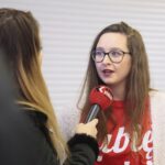 Kielce. 03.12.2019. Piłkarze Korony Kielce włączyli się w akcję Szlachetnej Paczki. Na zdjęciu: Aleksandra Kopeć - koordynator Szlachetnej Paczki / Wiktor Taszłow / Radio Kielce