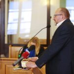 04.12.2019. Kielce. Na zdjęciu (od lewej): Waldemar Durnoga / Wiktor Taszlow / Radio Kielce