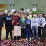 Kielce. 04.12.2019. Zakończenie XVI Turnieju " Małej Ligi Piłki Ręcznej". Na zdjęciu (od lewej): Kazimierz Mądzik - świętokrzyski kurator oświaty / Wiktor Taszłow / Radio Kielce