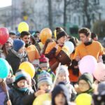 Kielce. 05.12.2019. Przemarsz wolontariuszy ulicą Sienkiewicza / Wiktor Taszłow / Radio Kielce