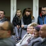 08.12.2019. Brzeziny. Spotkanie mieszkańców z władzami samorządowymi dotyczące budowy obwodnicy Brzezin i Radkowic / Wiktor Taszlow / Radio Kielce