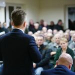 08.12.2019. Brzeziny. Spotkanie mieszkańców z władzami samorządowymi dotyczące budowy obwodnicy Brzezin i Radkowic / Wiktor Taszlow / Radio Kielce