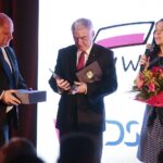 11.12.2019. Kielce. Świętokrzyski Kongres Organizacji Pozarządowych. Na zdjęciu (od lewej): Tadeusz Sikora - kierownik w Departamencie Kultury i Dziedzictwa Narodowego w Urzędzie Marszałkowskim Województwa Świętokrzyskiego, Andrzej Bętkowski - marszałek województwa świętokrzyskiego i Magdalena Kusztal - dyrektor Departamentu Kultury i Dziedzictwa Narodowego w Urzędzie Marszałkowskim Województwa Świętokrzyskiego / Wiktor Taszłow / Radio Kielce