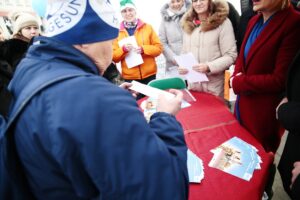 Kielce. 16.12.2019. Akcja "Ekologiczne Święta z WFOśiGW w Kielcach" / Wiktor Taszłow / Radio Kielce