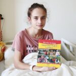 Kielce. 18.12.2019. Polskie Towarzystwo Wspierania Osób z Nieswoistymi Zapaleniami Jelita "J-elita" wręcza sprzęt dla pacjentów dziecięcego oddziału gastroenterologicznego / Wiktor Taszłow / Radio Kielce