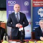 Kielce. 17.12.2019. Rozstrzygnięcie 17. edycji konkursu "Pomóż Dzieciom Bezpiecznie Spędzić Wakacje". Na zdjęciu (od lewej): Adam Derza - Okręgowy Inspektor Pracy w Kielcach, Rafał Nowak - wicewojewoda świętokrzyski, Andrzej Bętkowski - marszałek województwa świętokrzyskiego / Wiktor Taszłow / Radio Kielce