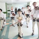 Kielce. 19.12.2019. Kolędowanie zespołu "Majeranki" w Świętokrzyskim Centrum Onkologii / Wiktor Taszłow / Radio Kielce