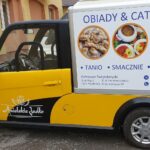 23.12.2019. Ostrowiec Św. Samochód z Chin zasilił tabor barów Anielskie Jadło Fundacji Anielskie Skrzydła / ks. Paweł Anioł