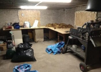 Wnętrze nielegalnej "wytwórni" / www.lubelskie.kas.gov.pl