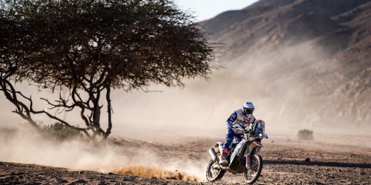 Maciej Giemza na trasie rajdu Dakar / ORLEN Team