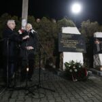 16.01.2020. Starachowice. Wizyta Jarosława Kaczyńskiego, prezesa PiS. 16.01.2020. Starachowice. Jarosław Kaczyński, prezes PiS, uczestniczył w mszy świętej w przededniu rocznicy śmierci swojej matki - Jadwigi Kaczyńskiej. Na zdjęciu (od lewej): Anna Krupka - poseł PiS, Krzysztof Lipiec - poseł PiS i Jarosław Kaczyński - prezes PiS / Jarosław Kubalski / Radio Kielce