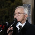 16.01.2020. Starachowice. Wizyta Jarosława Kaczyńskiego, prezesa PiS. 16.01.2020. Starachowice. Jarosław Kaczyński, prezes PiS, uczestniczył w mszy świętej w przededniu rocznicy śmierci swojej matki - Jadwigi Kaczyńskiej. Na zdjęciu Krzysztof Lipiec - poseł PiS / Jarosław Kubalski / Radio Kielce