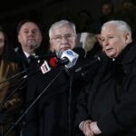 16.01.2020. Starachowice. Wizyta Jarosława Kaczyńskiego, prezesa PiS. 16.01.2020. Starachowice. Jarosław Kaczyński, prezes PiS, uczestniczył w mszy świętej w przededniu rocznicy śmierci swojej matki - Jadwigi Kaczyńskiej. Na zdjęciu (od lewej): Anna Krupka - poseł PiS, Marek Kwitek - poseł PiS, Krzysztof Lipiec - poseł PiS i Jarosław Kaczyński - prezes PiS / Jarosław Kubalski / Radio Kielce