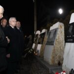 16.01.2020. Starachowice. Wizyta Jarosława Kaczyńskiego, prezesa PiS. 16.01.2020. Starachowice. Jarosław Kaczyński, prezes PiS, uczestniczył w mszy świętej w przededniu rocznicy śmierci swojej matki - Jadwigi Kaczyńskiej. Na zdjęciu (od lewej): Jarosław Kaczyński - prezes PiS, Piotr Wawrzyk - poseł PiS, Krzysztof Lipiec - poseł PiS, Marek Kwitek - poseł PiS / Jarosław Kubalski / Radio Kielce