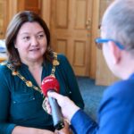 29.01.2020. Derry. Michaela Boyle - burmistrz Derry w rozmowie w Bartłomiejem Zapałą / Włodzimierz Batóg / Radio Kielce