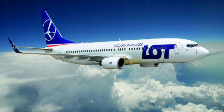 Boeing 737-800 / Bonczek Jacek / lot.com