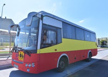 03.12.2019 Końskie. Pierwszy autobus, który obsługuje obecnie 7 linii / Magdalena Galas-Klusek / Radio Kielce