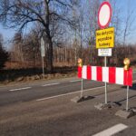 07.01.2020. Skarżysko-Kamienna. Ograniczenie ruchu przy dojeździe do Szydłowca / Mateusz Kaczmarczyk / Radio Kielce