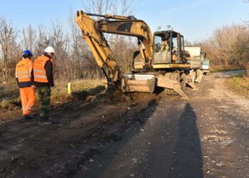 05.12.2019. Końskie. Budowa nowej drogi i ronda / Magdalena Galas-Klusek / Radio Kielce