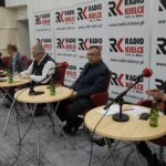 19.01.2020. Kielce. Studio polityczne. Na zdjęciu (od lewej): Marek Kwitek - PiS, Michał Braun - PO-KO, Czesław Siekierski - PSL, Wojciech Zapała - Konfederacja Ruch Narodowy, Małgorzata Marenin - SLD / Kamil Król / Radio Kielce