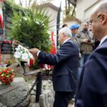 17.09.2019. Kielce. Uroczystości 80. rocznicy agresji sowieckiej na Polskę. Na zdjęciu: Andrzej Bętkowski - marszałek województwa świętokrzyskiego i Piotr Wawrzyk - wiceminister spraw zagranicznych / Piotr Kwaśniewski / Radio Kielce