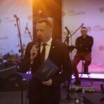 25.01.2020. Lubachowy. Studniówka Liceum Ogólnokształcącego im. Mikołaja Reja w Jędrzejowie. Na zdjęciu: Paweł Faryna - starosta jędrzejowski / Mateusz Kaczmarczyk / Radio Kielce