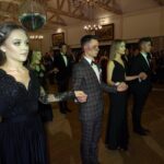 25.01.2020. Ostrowiec św. Studniówka II Liceum Ogólnokształcącego im. J. Chreptowicza / Emilia Sitarska / Radio Kielce