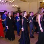 25.01.2020. Ostrowiec św. Studniówka II Liceum Ogólnokształcącego im. J. Chreptowicza / Emilia Sitarska / Radio Kielce