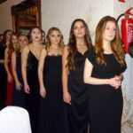 25.01.2020. Ostrowiec św. Studniówka II Liceum Ogólnokształcącego im. J. Chreptowicza / Emilia Sitarska / Radio Kielce