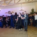 25.01.2020. Ostrowiec św. Studniówka II Liceum Ogólnokształcącego im. J. Chreptowicza / Emilia Sitarska / Radio Kielce