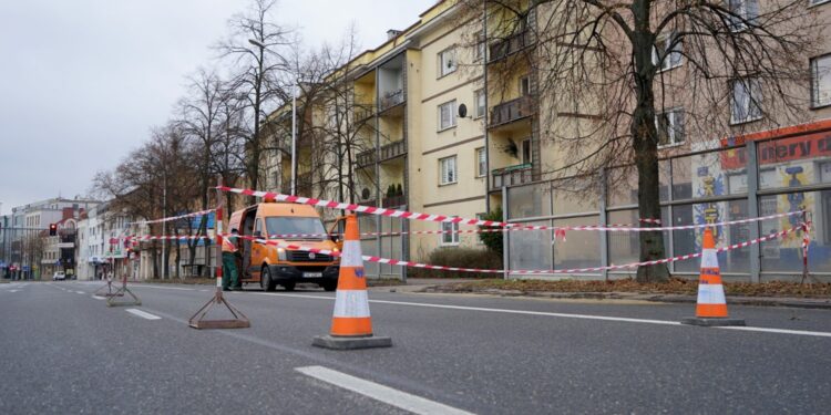 01.01.2020. Kielce. Awaria sieci wodociągowej na ulicy Warszawskiej / Piotr Kwaśniewski / Radio Kielce