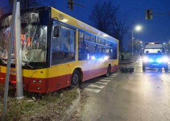 02.01.2020. Kielce. Wypadek autobusu MPK / Kamil Król / Radio Kielce