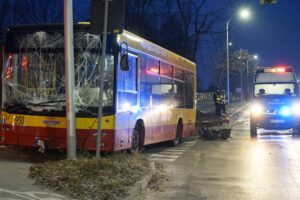 02.01.2020. Kielce. Wypadek autobusu MPK / Kamil Król / Radio Kielce