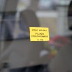 09.01.2020. Kielce. Straż miejska zakłada blokady na ulicy Piotrkowskiej i Planty / Piotr Kwaśniewski / Radio Kielce