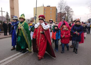 06.01.2020. Starachowice. Orszak Trzech Króli / Anna Głąb / Radio Kielce