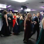 25.01.2020. Kostomłoty Pierwsze. Studniówka Katolickiego Liceum Ogólnokształcącego im. św. Stanisława Kostki w Kielcach / Stanislaw Blinstrub / Radio Kielce