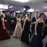 25.01.2020. Kostomłoty Pierwsze. Studniówka Katolickiego Liceum Ogólnokształcącego im. św. Stanisława Kostki w Kielcach / Stanislaw Blinstrub / Radio Kielce