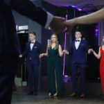 25.01.2020. Kostomłoty Pierwsze. Studniówka Katolickiego Liceum Ogólnokształcącego im. św. Stanisława Kostki w Kielcach / Stanislaw Blinstrub / Radio Kielce