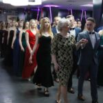 25.01.2020. Kostomłoty Pierwsze. Studniówka Katolickiego Liceum Ogólnokształcącego im. św. Stanisława Kostki w Kielcach / Stanislaw Blinstrub / Radio Kielce