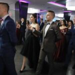 25.01.2020. Kostomłoty Pierwsze. Studniówka Katolickiego Liceum Ogólnokształcącego im. św. Stanisława Kostki w Kielcach / Stanislaw Blinstrub / Radio Kielce