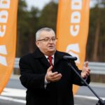 18.12.2019. Skarżysko-Kamienna. Otwarcie trasy S7. Na zdjęciu: Andrzej Adamczyk - minister infrastruktury / Jarosław Kubalski / Radio Kielce