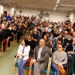 11.01.2020 Kielce. Spotkanie z Szymonem Hołownią w WBP / Jarosław Kubalski / Radio Kielce