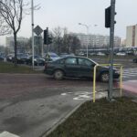 20.01.2020. Kielce. Skrzyżowanie ulic Radiowej i Tysiąclecia Państwa Polskiego. Przejście dla pieszych drogą na... parking / Radio Kielce